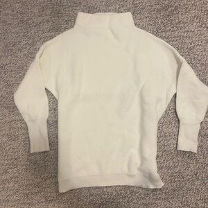 Chic White Turtleneck Sweater